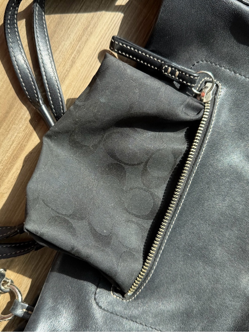 Coach Y2K black handbag - Picture 10 of 12